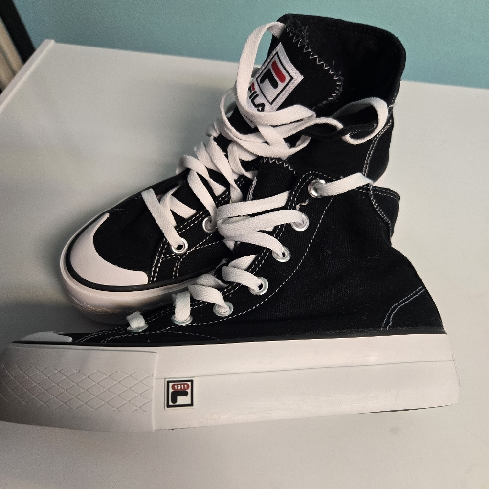 FILA 1911 HIGH TOP SNEAKERS